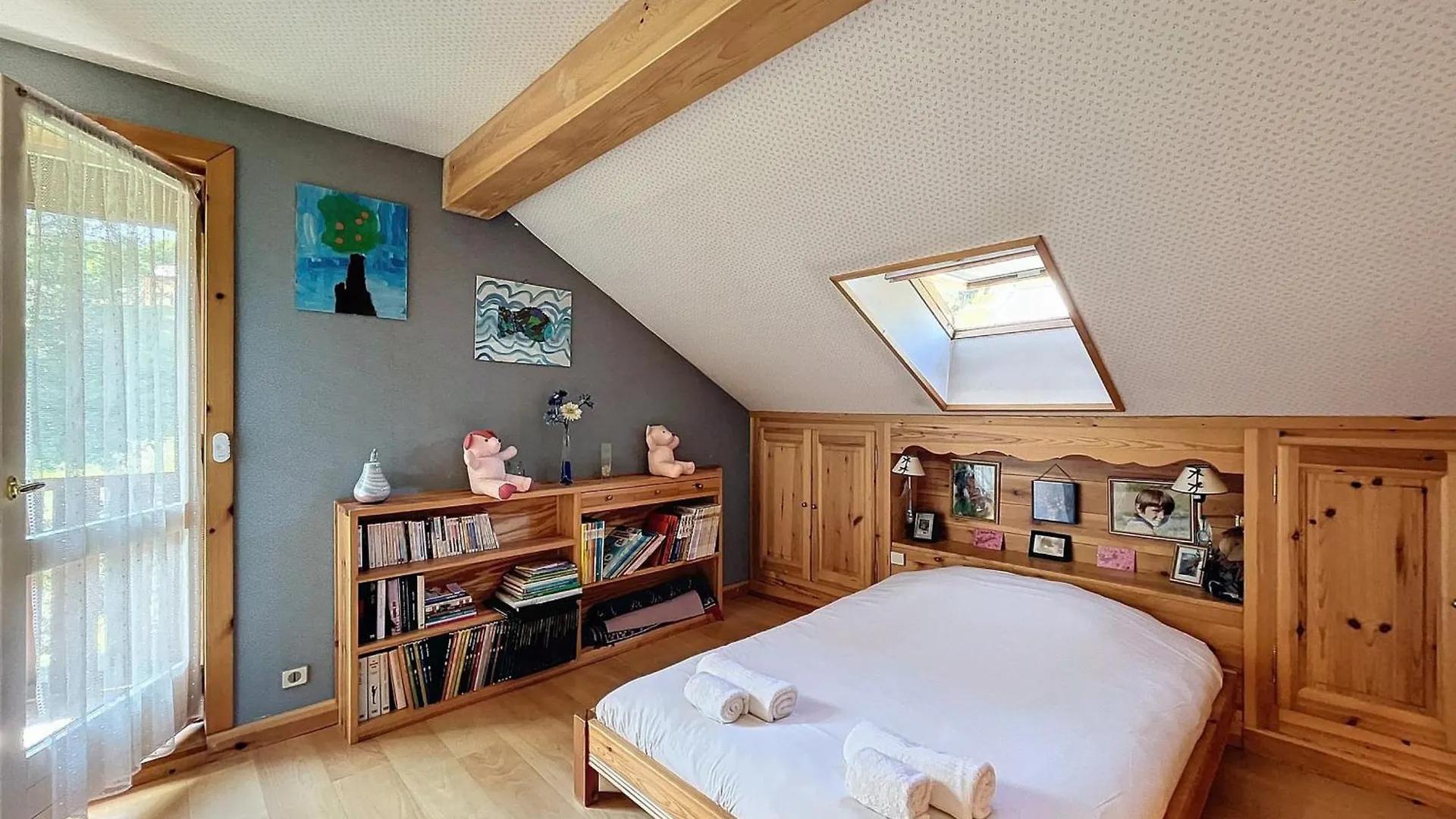 Chalet Typique Avec Sauna Et Cheminee A Meribel, Proche De La Telecabine - Fr-1-688-96 Les Allues